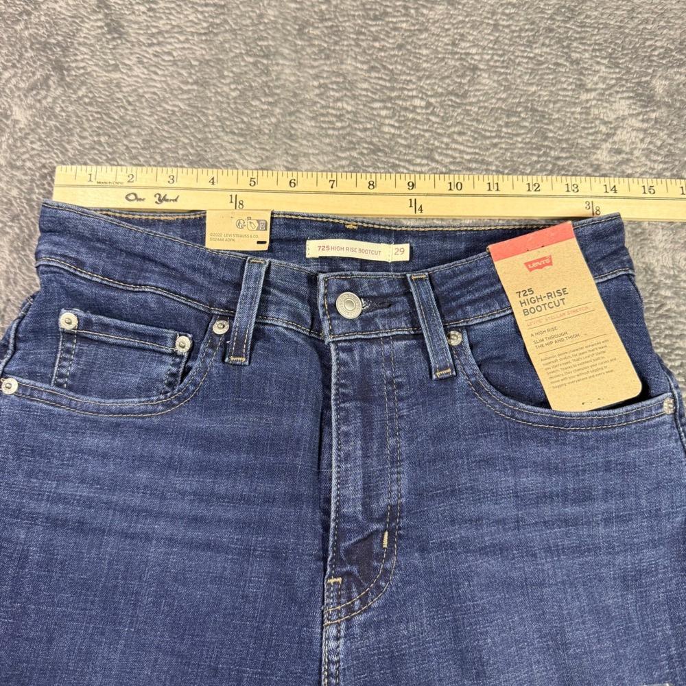 Levis 725 High Rise Bootcut Jeans Womens 29x30 Dark Wash Stellar Stretch Denim - Picture 5 of 7